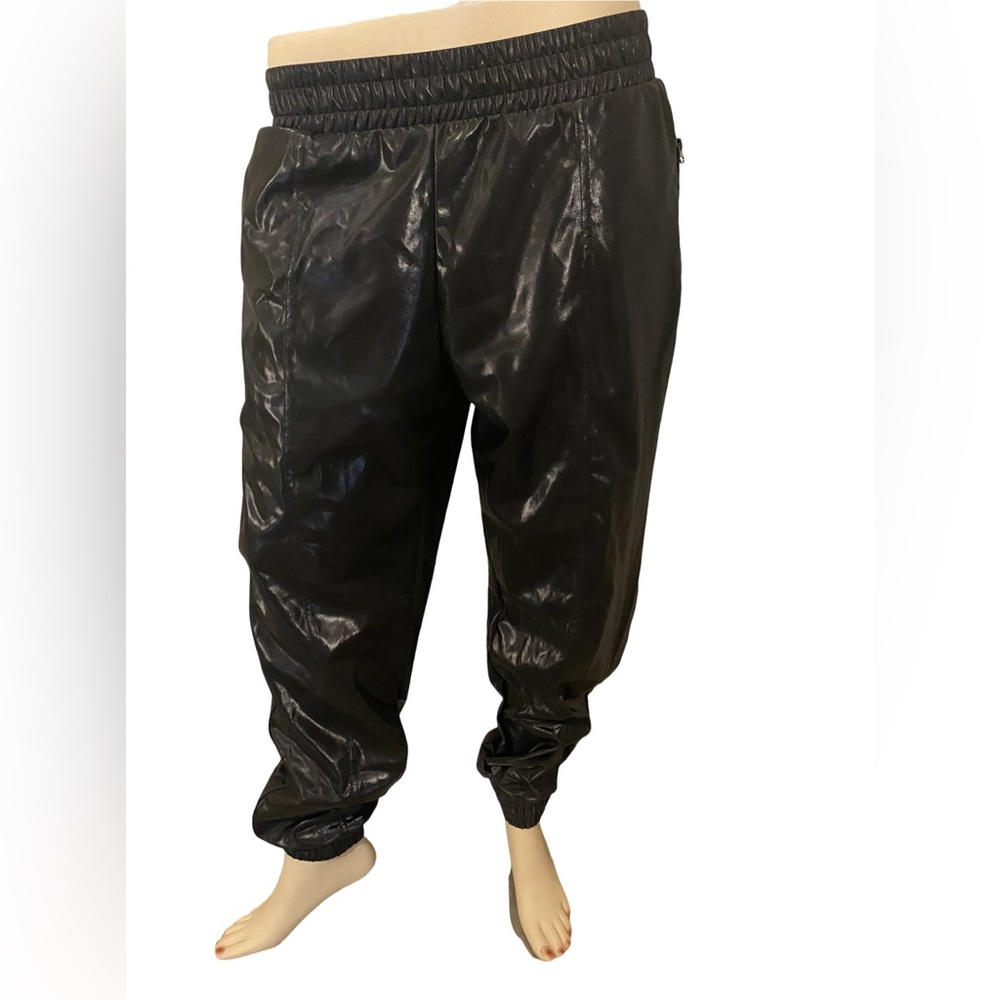 Victoria sport joggers